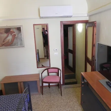 Lejlighed Centralissimo Trilocale Su Due Piani - Flavio House