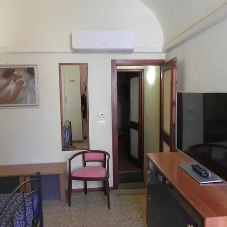 Centralissimo Trilocale Su Due Piani - Flavio House Lägenhet Sanremo